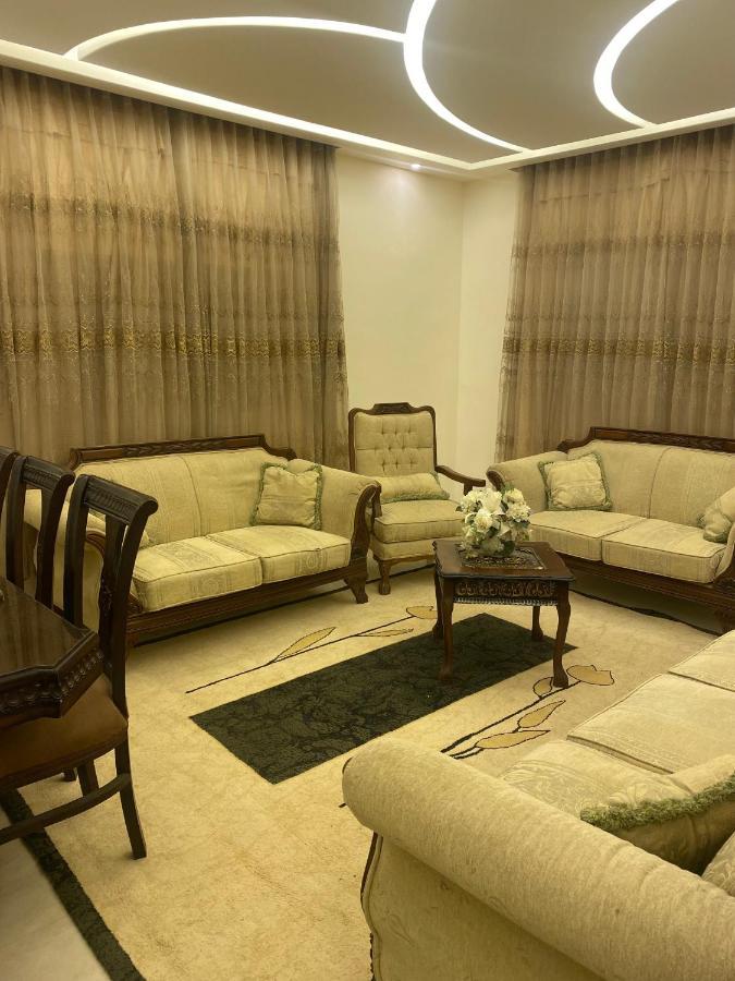 1Of1 Luxury Apartment Original Madaba Luaran gambar